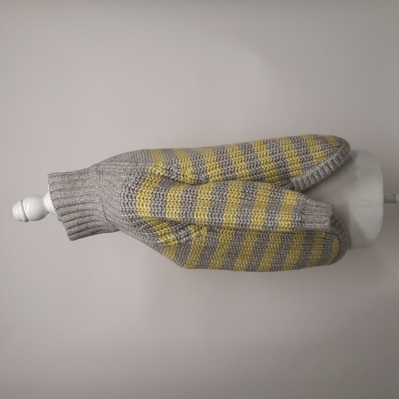 Victoria Secret Gray and Yellow Mock Turtleneck Shaker Knit Sweater, Size XS - Picture 2 of 6